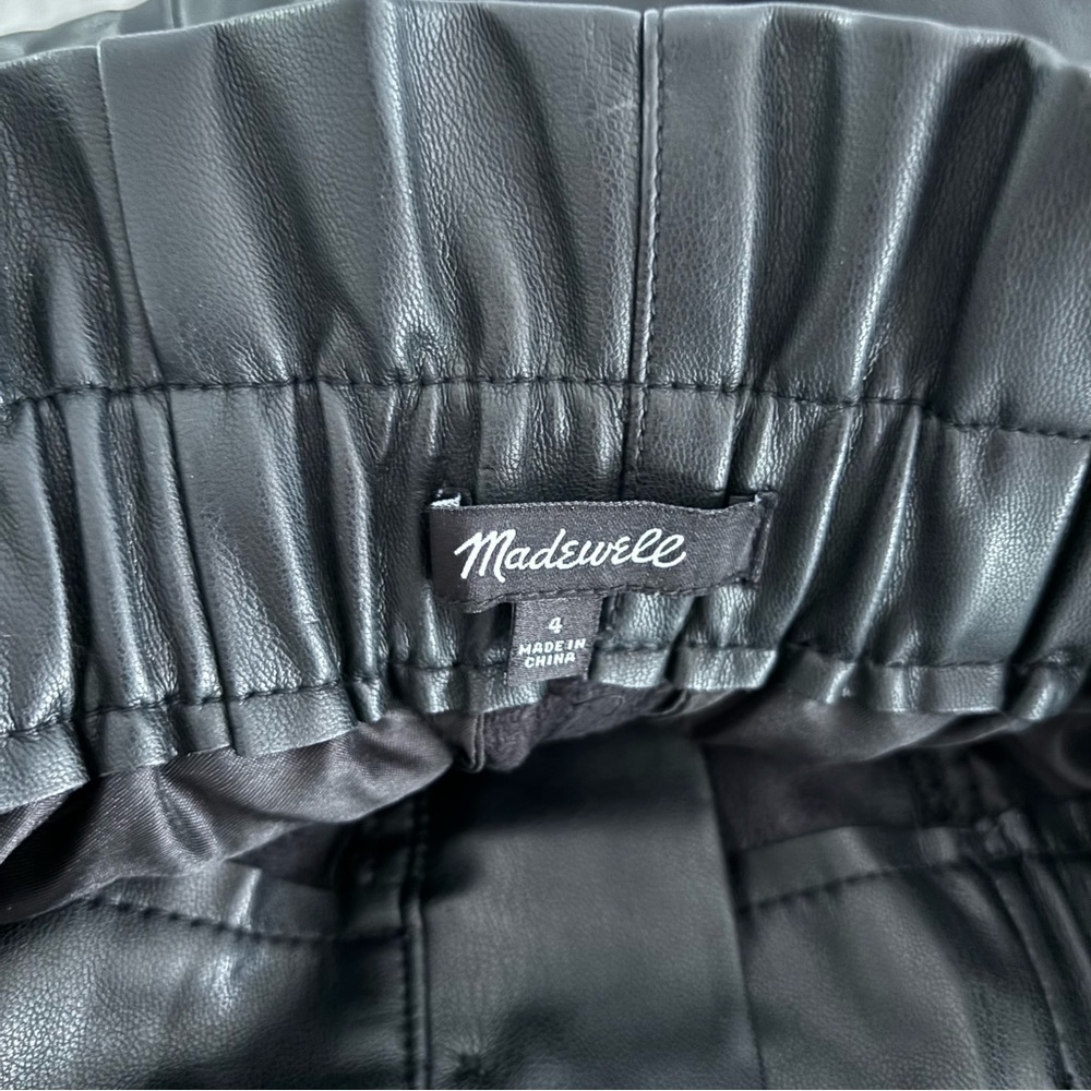 Madewell Vegan Leather Pull-On Paperbag Pants Black‎ Style MB292  size 4 - Picture 5 of 11